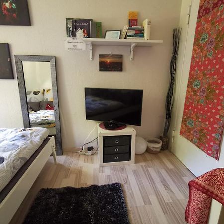 Cosy Room In Our Apartment Berlin Extérieur photo